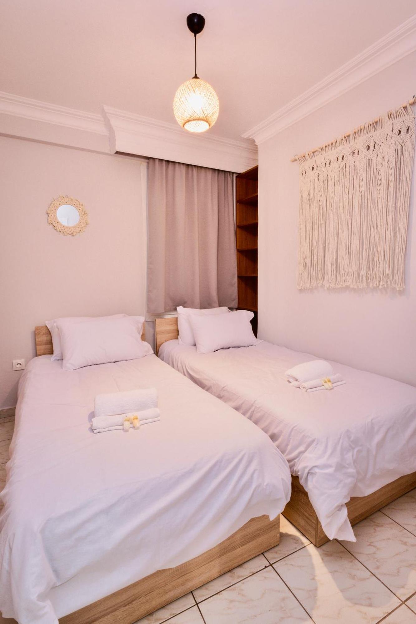 Stylish Apt W Jacuzzi, 5 Min To White Tower Salonicco Esterno foto