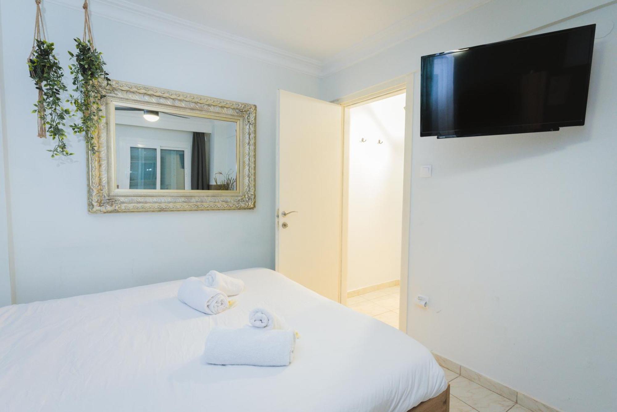 Stylish Apt W Jacuzzi, 5 Min To White Tower Salonicco Esterno foto